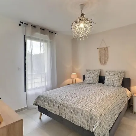 Apartment Moderne - Terrasse - Piscine - Parking *