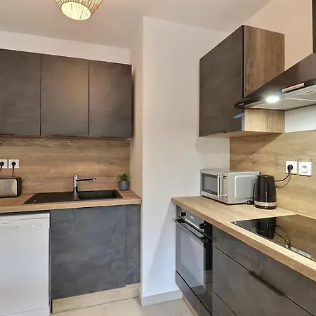 Apartment Moderne - Terrasse - Piscine - Parking *