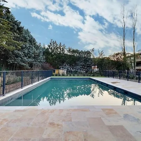 Moderne - Terrasse - Piscine - Parking Apartment