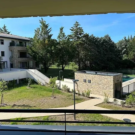 Moderne - Terrasse - Piscine - Parking Apartment Ventabren